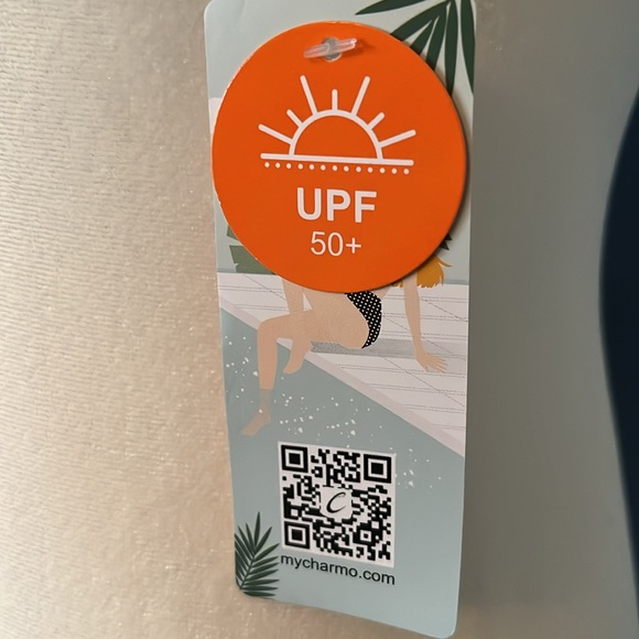 My Charmo - bikini top with gold metal chain detailing - Picture 5 of 8